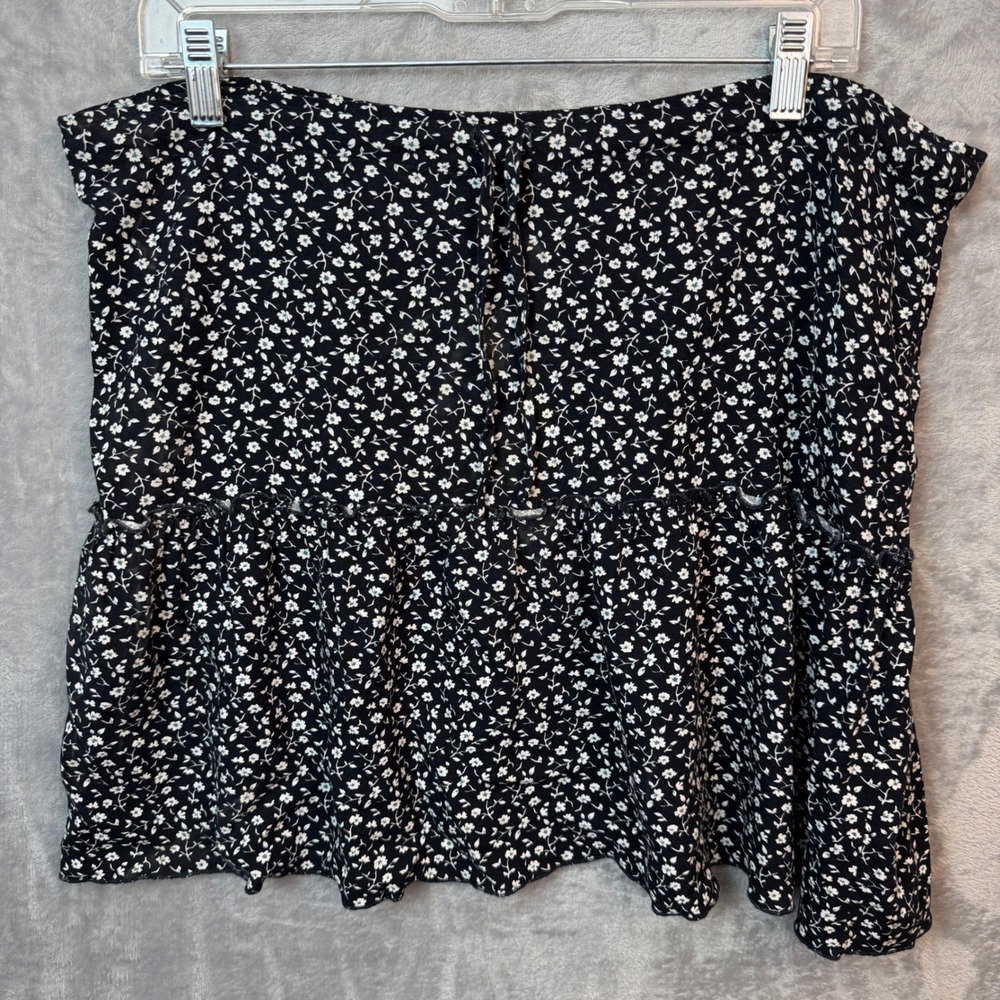 Brandy Melville Skirt Womens L/XL Black Floral Ditzy Tiered Mini Y2K Boho Fairy